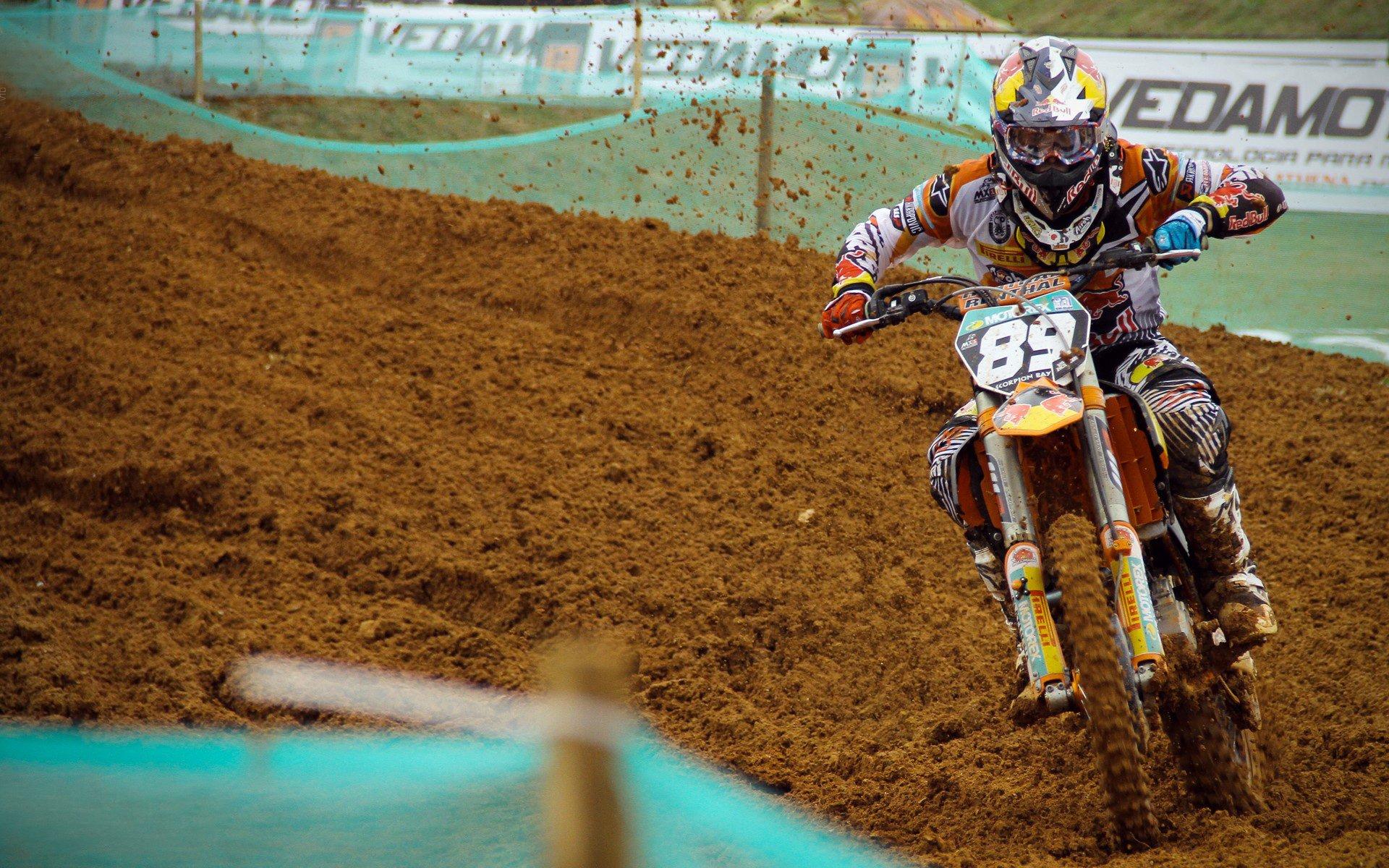 欧冠周最佳阵容出炉，马杜埃凯闪耀，孔德稳如磐石，格林伍德回归即巅峰，新星卡尔惊艳欧洲